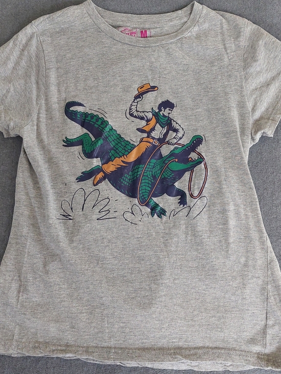 Crazy Dog T-Shirts Tops - Crazy Dog T-Shirts Cowboy Riding Alligator Womens Graphic Tee Gray Medium